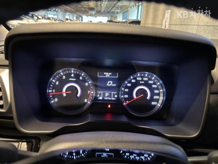 KG Mobility (Ssangyong) Tivoli 1.5 T-GDi V7 10