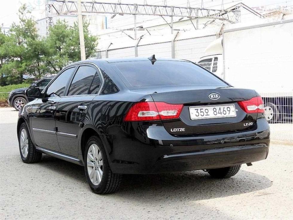 Kia K5 — miniaturë 3