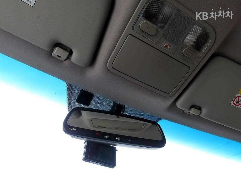 Kia K5 — miniaturë 16