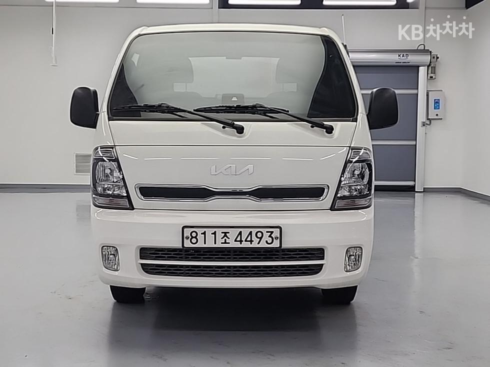 2022 - kia bongo iii