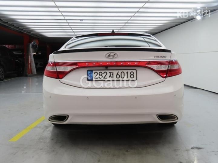 Hyundai Grandeur HG LPG HG300 Exclusive 4
