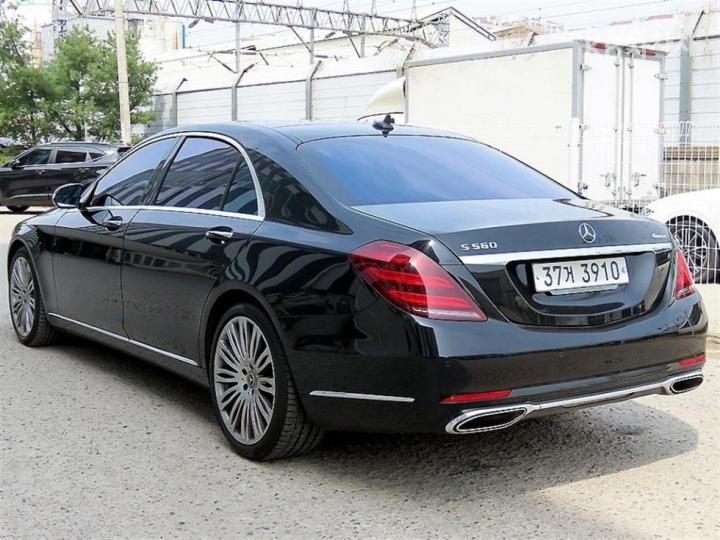 Mercedes-Benz S-Class New S560L 4MATIC 4
