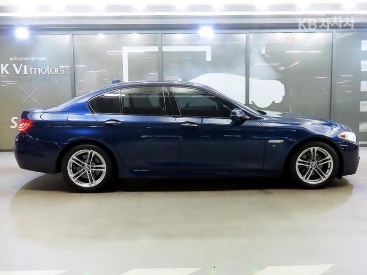 BMW 5 Series New 520d M Aerodynamic F10 4