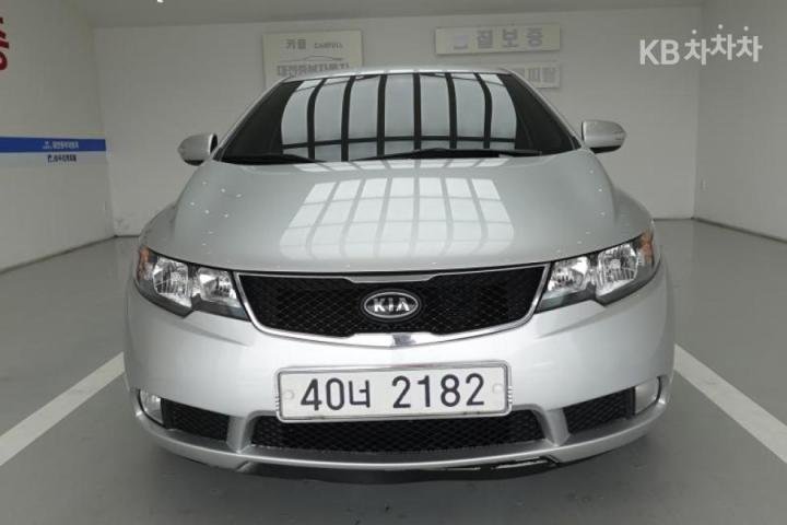 Kia Forte 1.6 CVVT Si 3