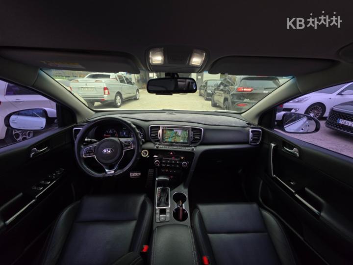 Kia Sportage Diesel 2.0 2WD Noblesse Plus 9