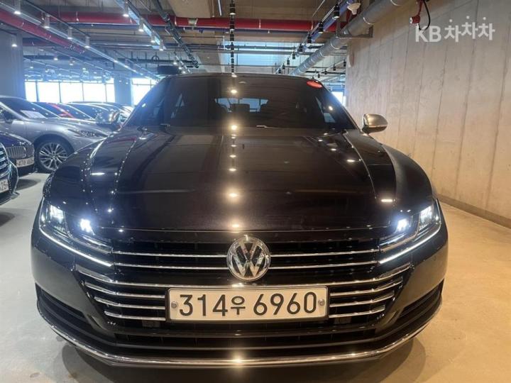 Volkswagen Arteon 2.0 TDI Elegance Prestige 3
