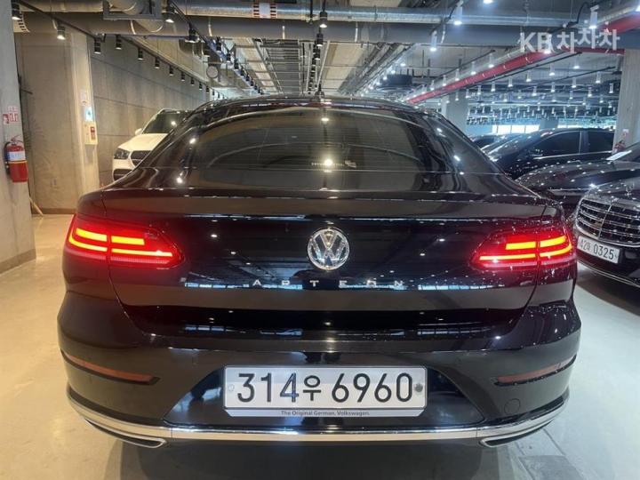 Volkswagen Arteon 2.0 TDI Elegance Prestige 6