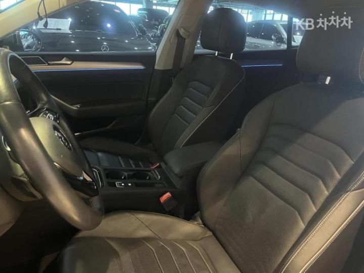 Volkswagen Arteon 2.0 TDI Elegance Prestige 9