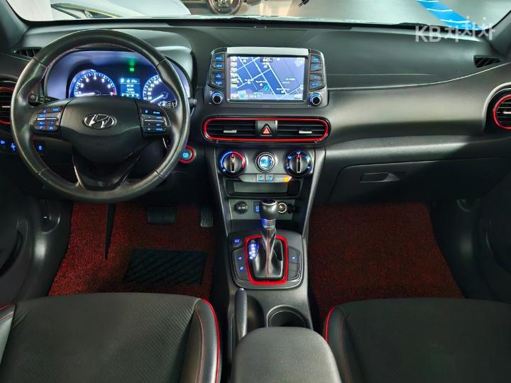Hyundai Kona 1.6 Turbo Modern Tech 6