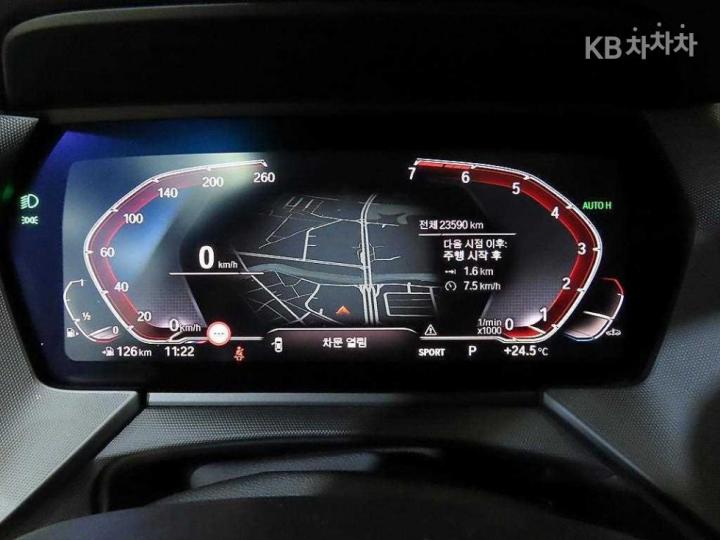 BMW 1 Series F40 120i M Sport 10