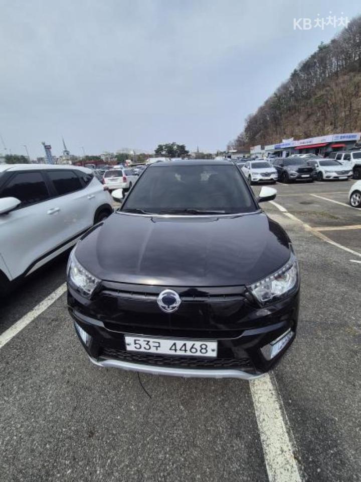 KG Mobility (Ssangyong) Tivoli Gasoline LX Premium Type