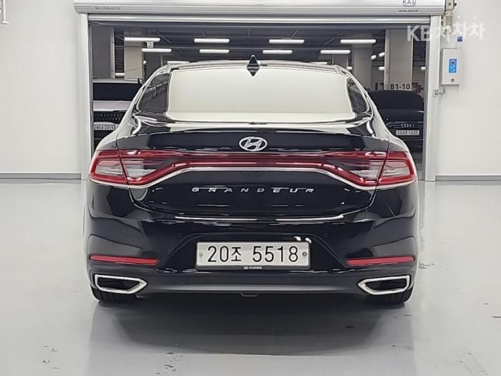 Hyundai Grandeur IG 3.0 LPi Exclusive Base Type 4