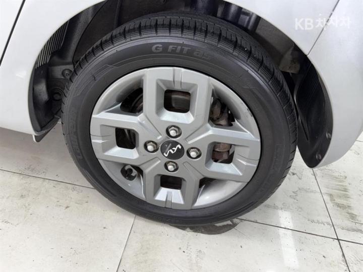 Kia Ray 1.0 Gasoline Luxury 8