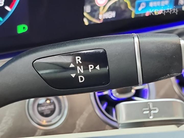 Mercedes-Benz E-Class W213 E450 4MATIC Carbriolet Base Type 9