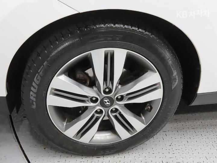 Hyundai Tucson New ix Diesel e-VGT 2WD Premium 6