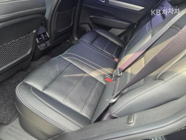 Renault QM6 Gasoline 2.0 2WD LE Base Type 10