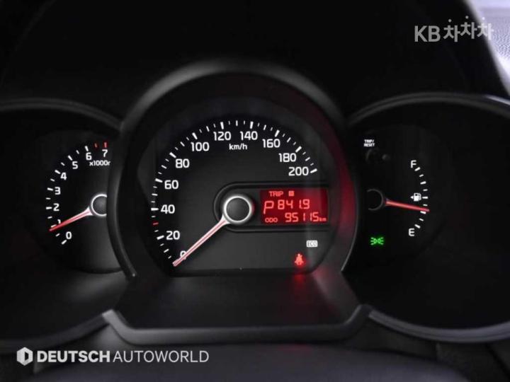Kia Morning Deluxe Special 9