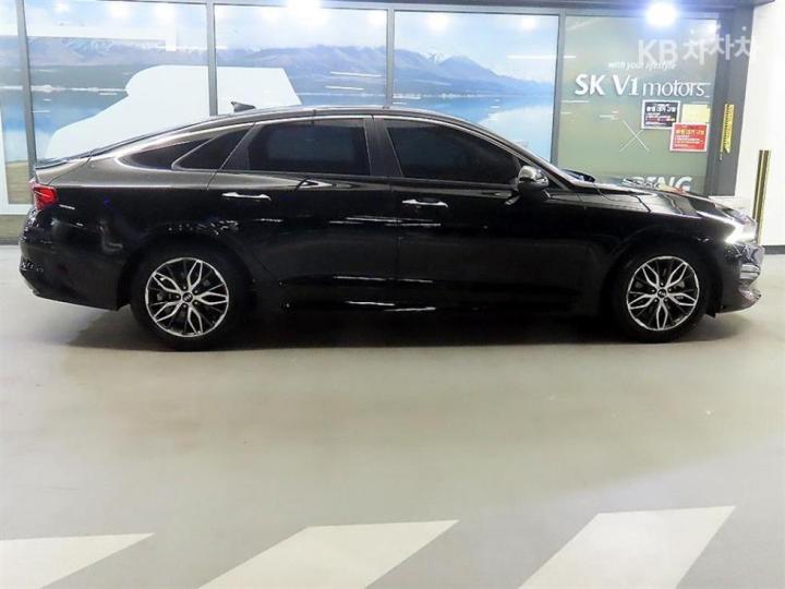 Kia K5 2.0 LPI Trendy 4