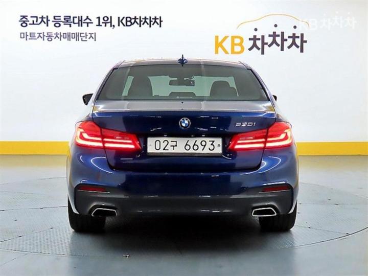 BMW 5 Series G30 530i M Sport Plus 4