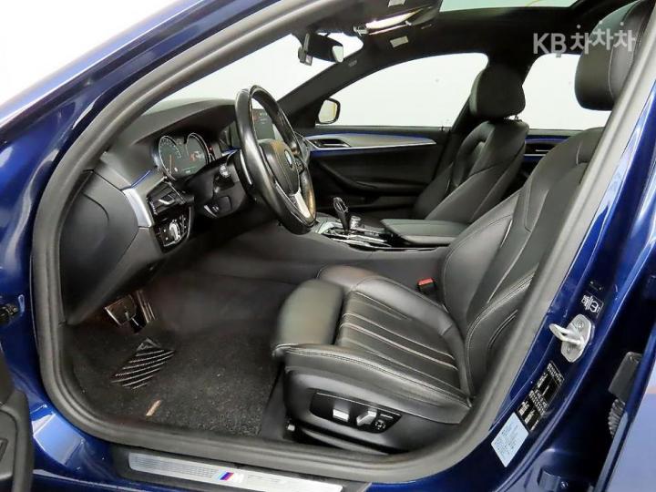 BMW 5 Series G30 530i M Sport Plus 6