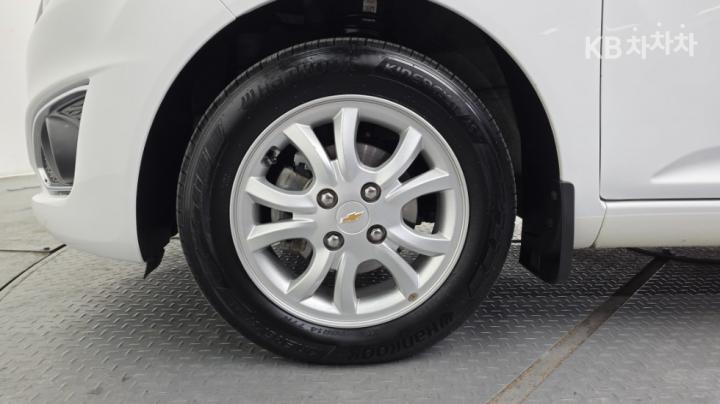 Chevrolet Spark LPGi LS+ 6