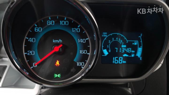 Chevrolet Spark LPGi LS+ 9