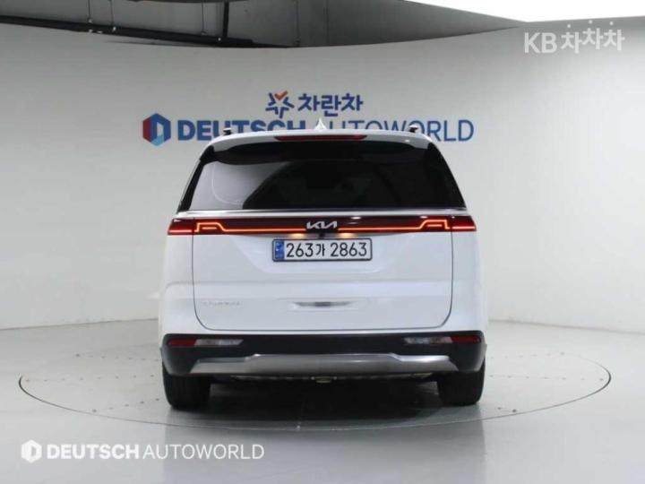 Kia Carnival G3.5 GDI Signature 5