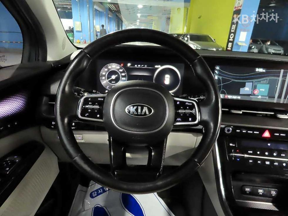 2021 - kia carnival