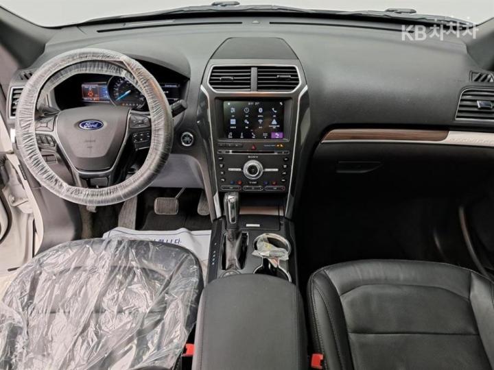 Ford Explorer New 2.3 EcoBoost 4WD Limited 7