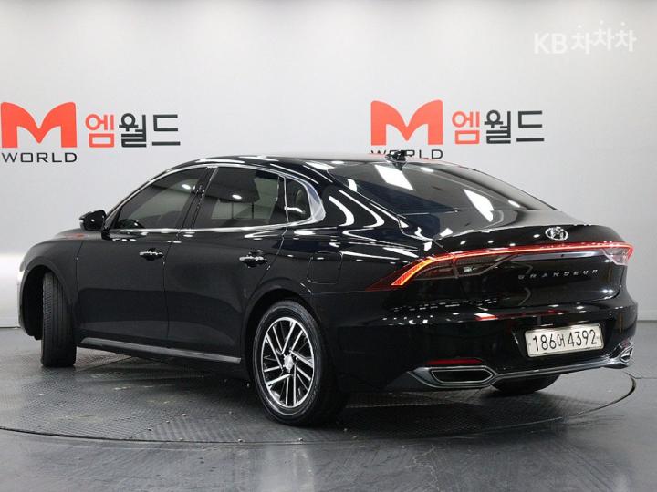 Hyundai Grandeur LPi 3.0 Modern 5