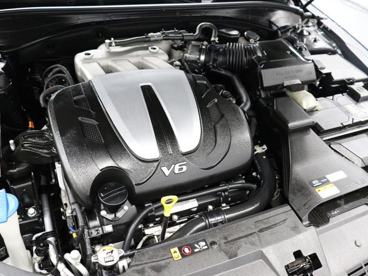 Hyundai Grandeur LPi 3.0 Modern 7