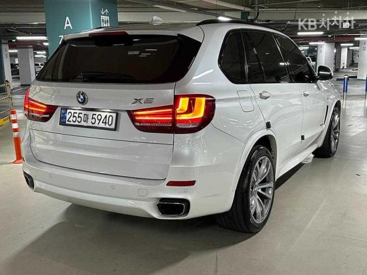 BMW X5 F15 xDrive 40d Base Type 4