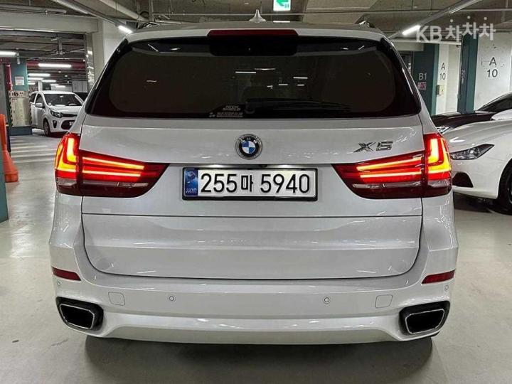 BMW X5 F15 xDrive 40d Base Type 5