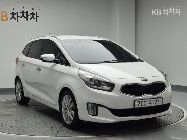 Kia Carens 2.0 LPi Prestige 5