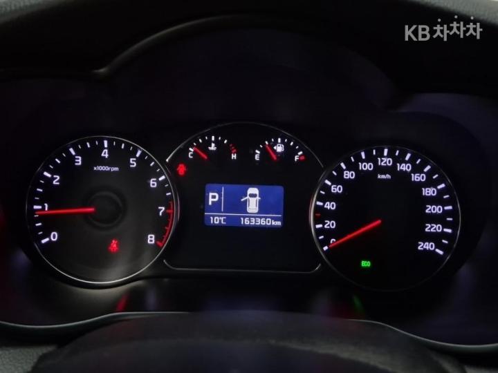 Kia Carens 2.0 LPi Prestige 7