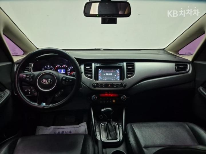 Kia Carens 2.0 LPi Prestige 8
