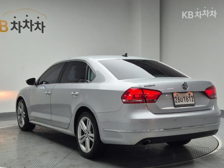 Volkswagen Passat 2.0 TDI B7 11 year ~ 3