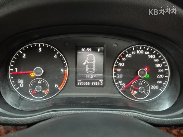 Volkswagen Passat 2.0 TDI B7 11 year ~ 7