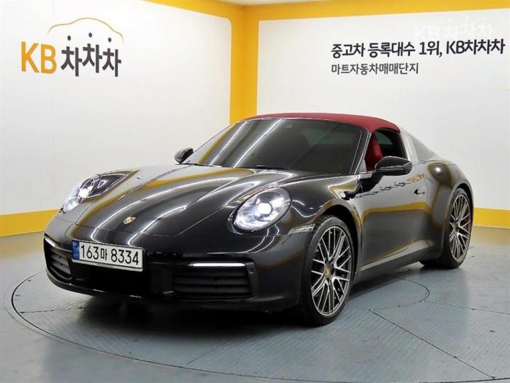 Porsche Targa 911 992 4S 3