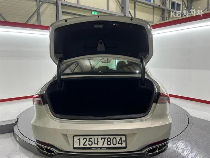 Hyundai Grandeur 2.5 Calligraphy 8