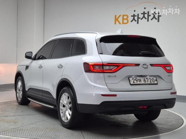 Renault QM6 Gasoline 2.0 2WD LE Base Type 3