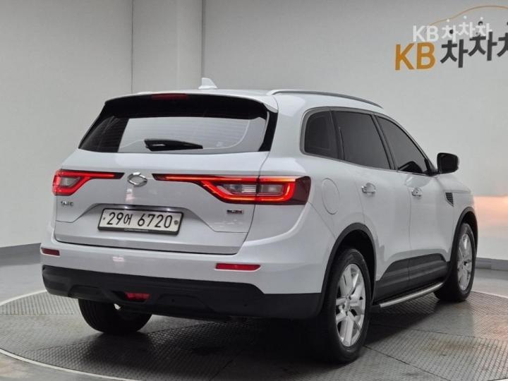 Renault QM6 Gasoline 2.0 2WD LE Base Type 4