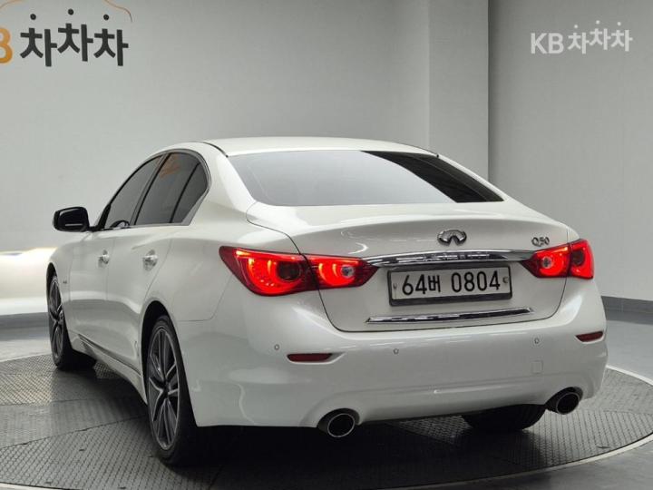 Infiniti Q50 2.2d Premium 3