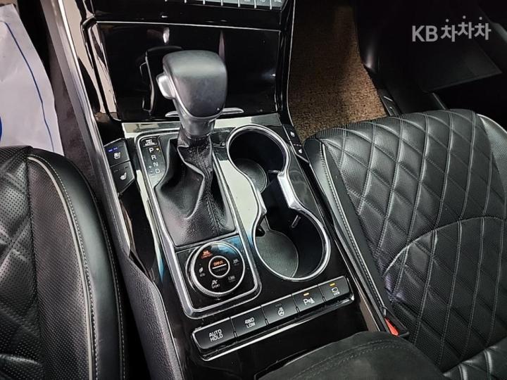 Kia Mohave The Master 3.0 Diesel 4WD Masters Gravity 9