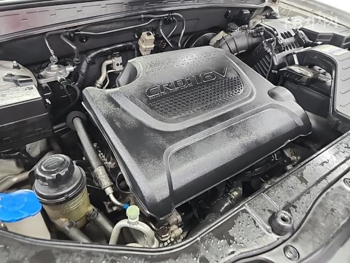 Hyundai Santa Fe CM 2WD 2.0 e-VGT MLX Smart Pack 6