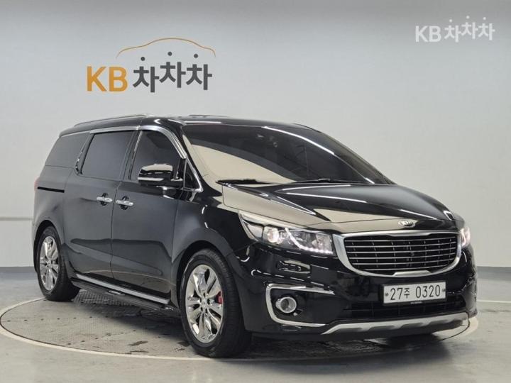 Kia Carnival 2.2 Diesel Noblesse 5