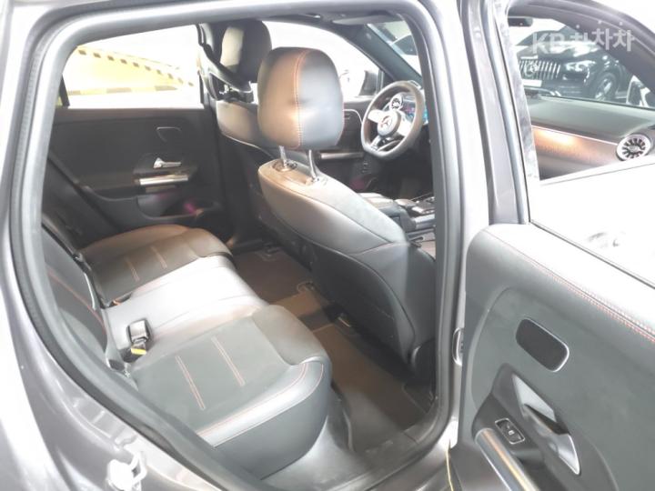 Mercedes-Benz EQA-Class H243 EQA250 AMG Line 10