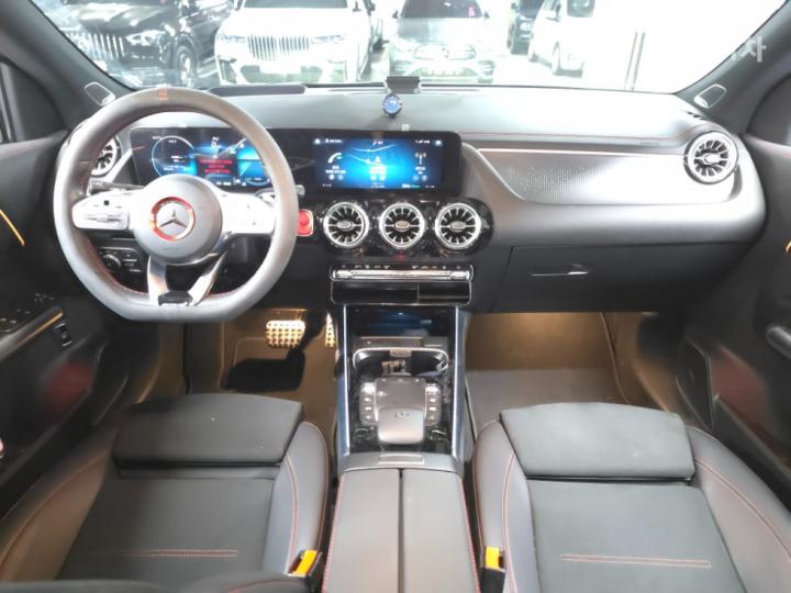 Mercedes-Benz EQA-Class H243 EQA250 AMG Line 8