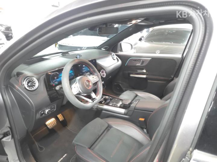 Mercedes-Benz EQA-Class H243 EQA250 AMG Line 9