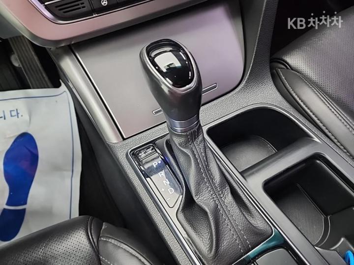 Hyundai Sonata LF 2.0 Smart Base Type 9